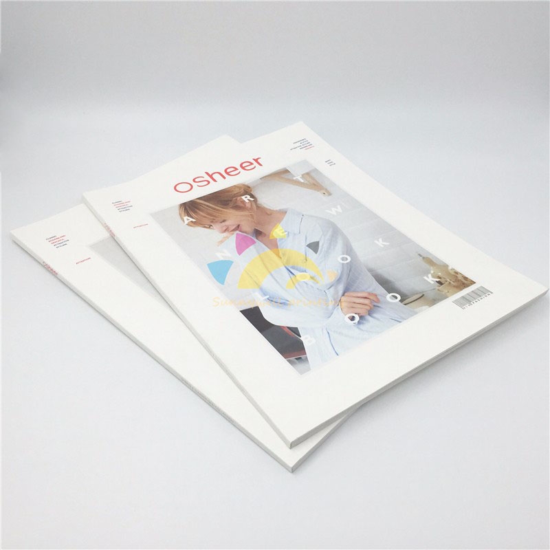 High Quality Custom Printing Catalog Brochure Booklet Fashionable Magazine book UV offset printing